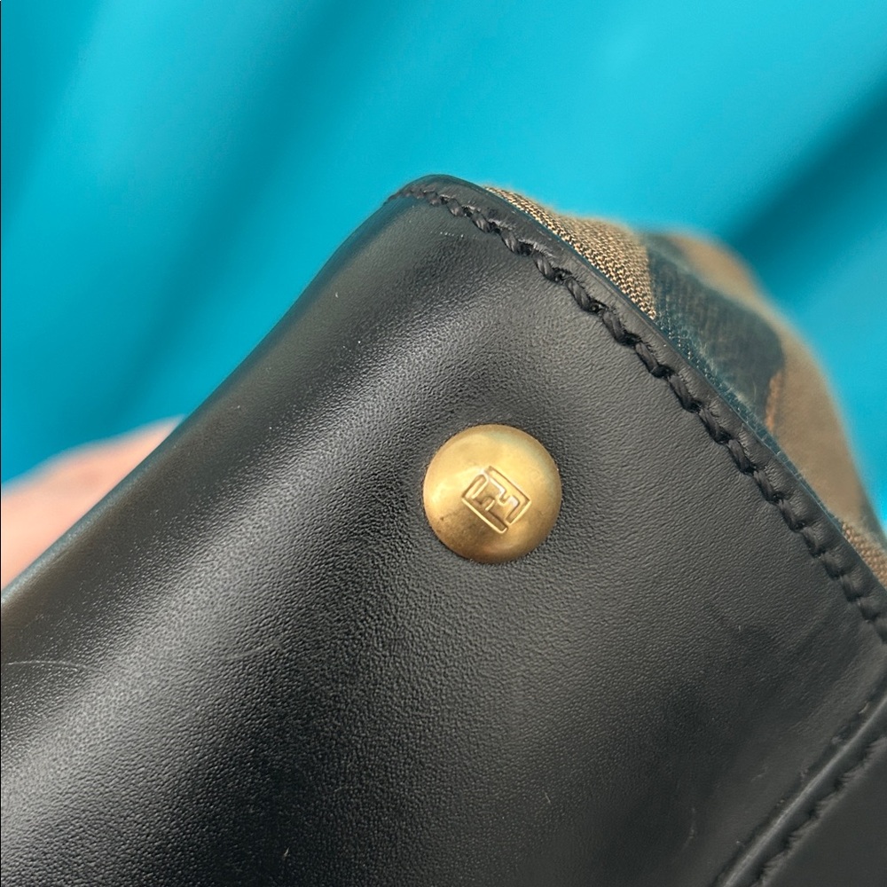 Fendi Pequin Silvana w/Wallet - Picture 3 of 17